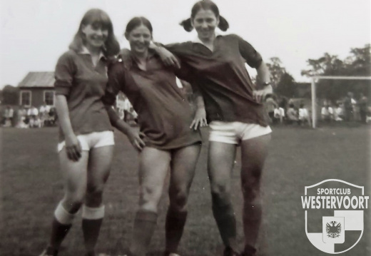 Annelies Stevens, Henny Nass en Marion Stevens
