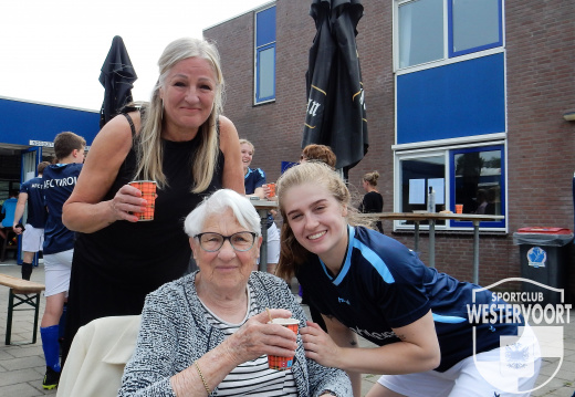 2022 - 3 generaties fam Hensen